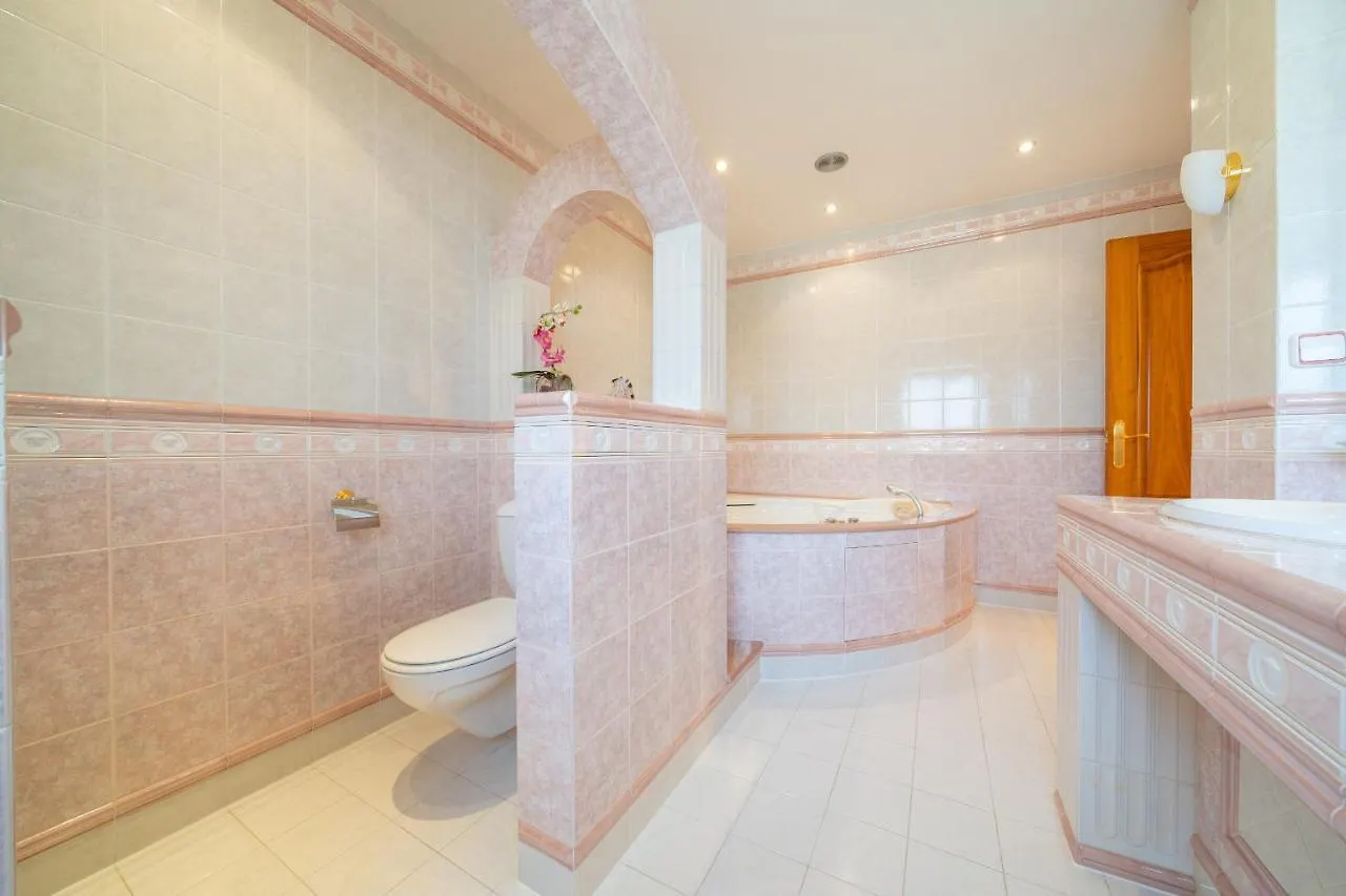 Homeholidaysrentals Romeo - Costa Brava Blanes Villa